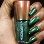 Wearing Mineral Fusion - Mossy Banks
