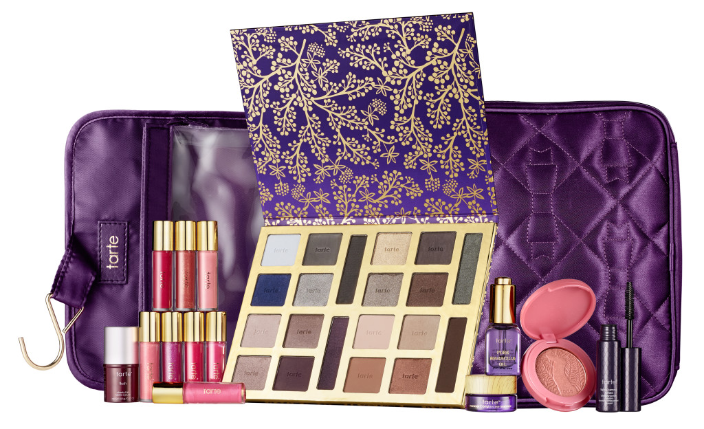 the tarte of giving_with bag